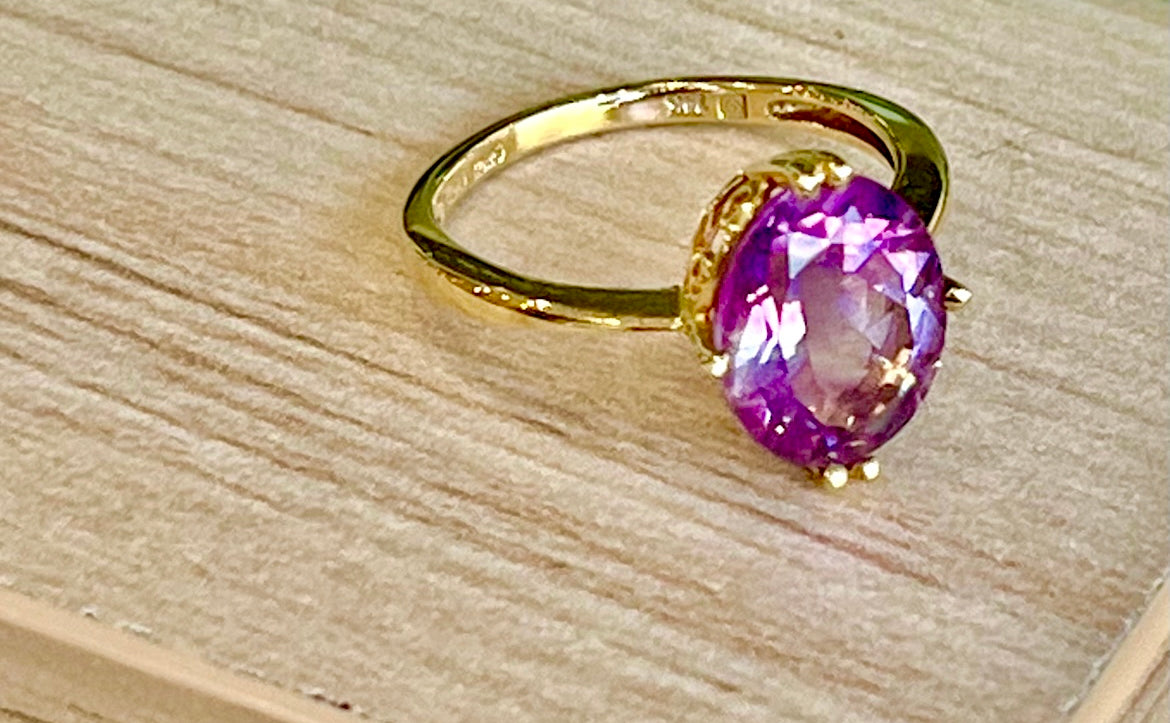 Solitaire Vibrant Purple Ring