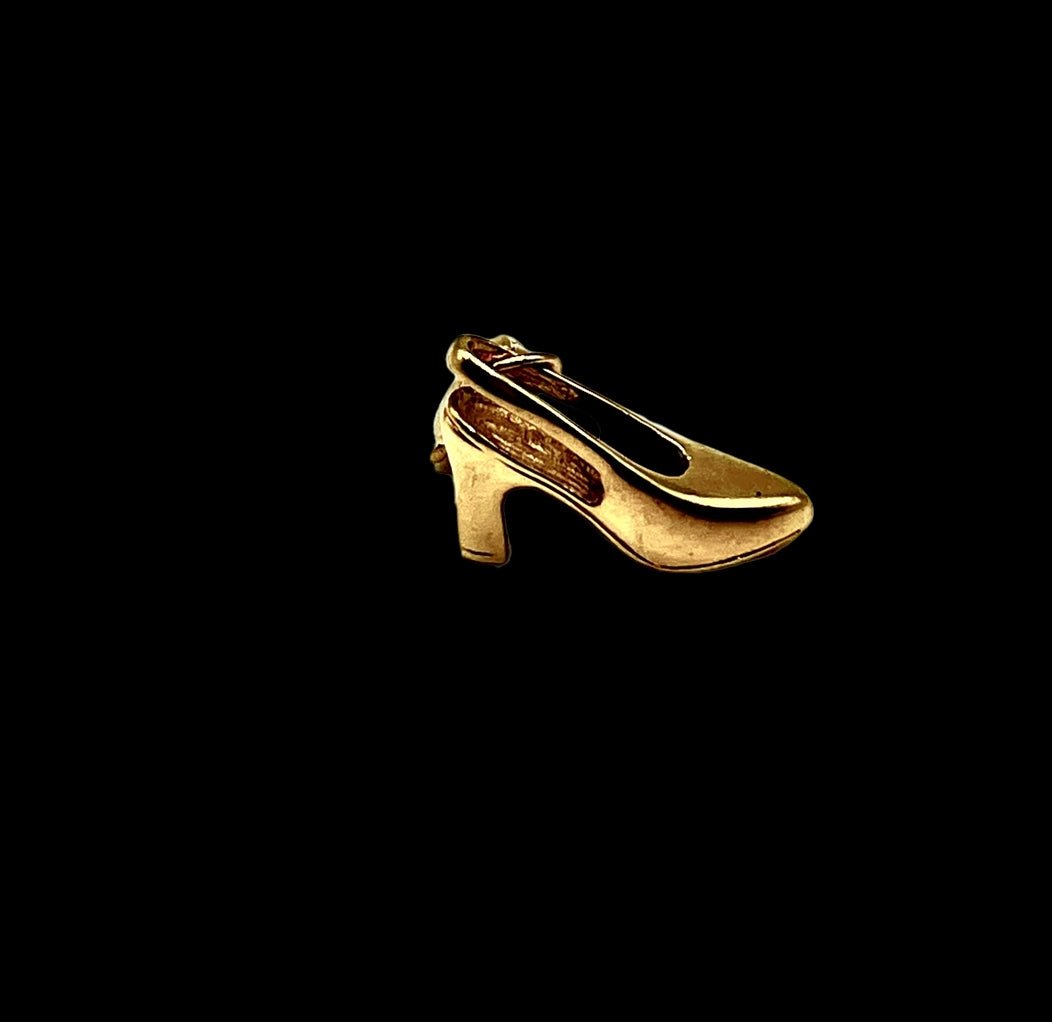 14K Gold Retro Sling Back High-Heel Shoe Charm - Sun Angel Jewelry